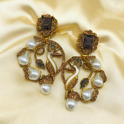 Antique Pearl Dangle (Champaign)