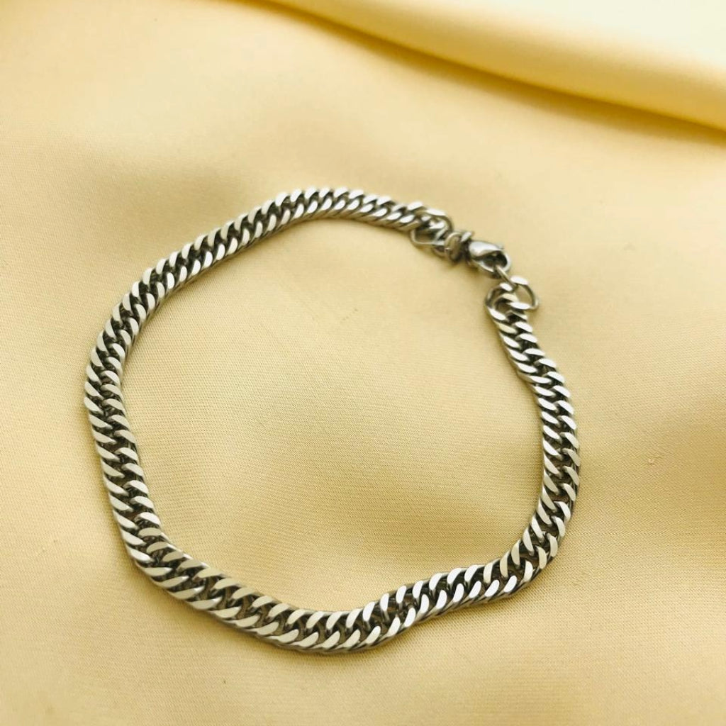 Curb Chain Bracelet